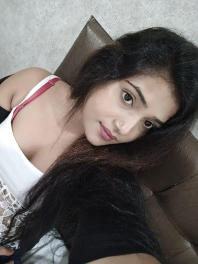 Call Girls service in Bandra